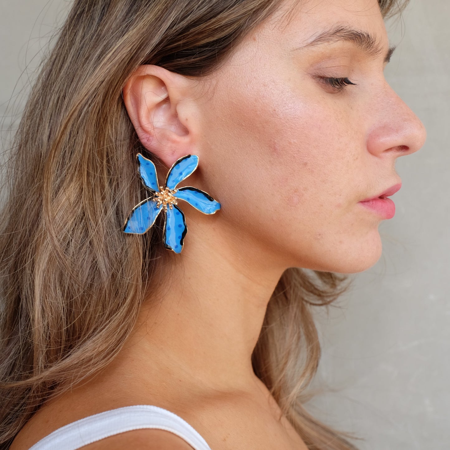 Big Flower Earrings in Blue